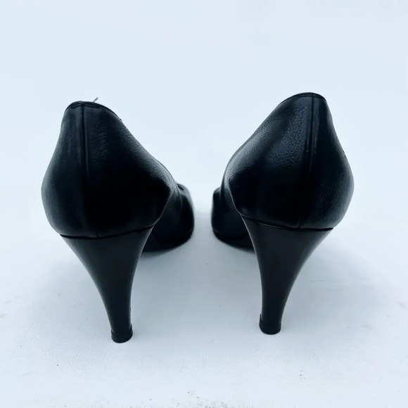 Chanel Black Leather CC Low Court Heels Mid 7 Round Toe 37.5 Career Work 6.5 - Picture 7 of 13